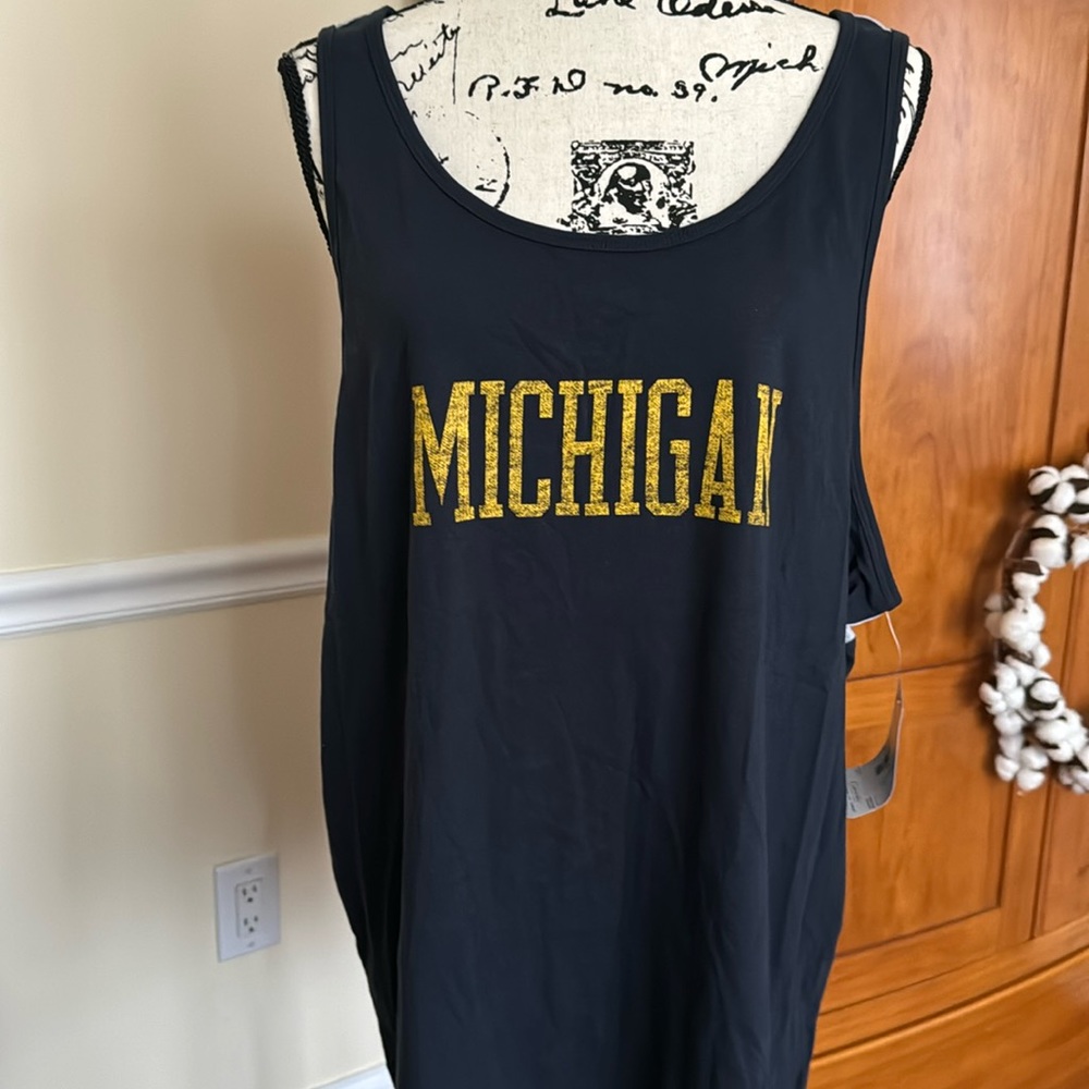 Michigan Wolverines tank